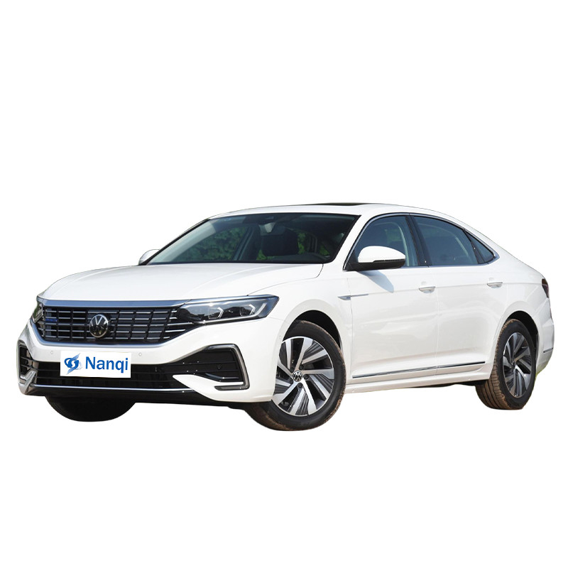 200 χλμ/ώρα 1,4 τόνος VW Passat Volkswagen Plug In Hybrid SUV υψηλής ταχύτητας